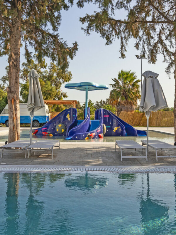 Blue Sea Holiday Village - Kids Pools and Family oriented pool (11)